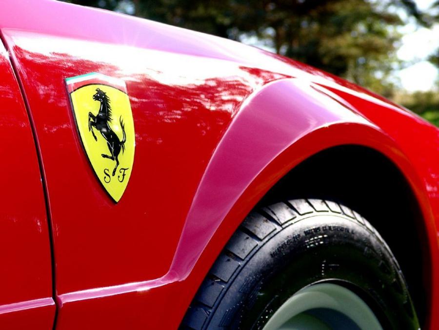  Ferrari 308 GT4 1975 года  (фото 19 из 35)